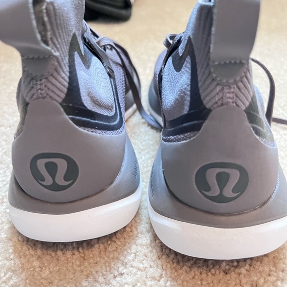 Lululemon Chargefeel Mid - Picture 2 of 7